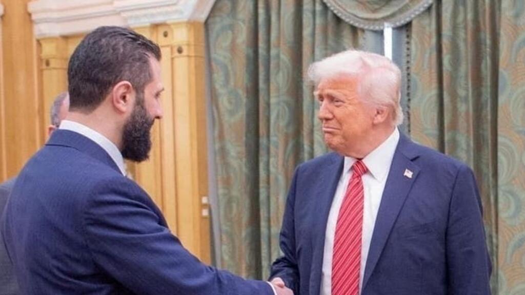 ترامب والشرع 1 الشرع أوّل رئيس سوري يزور البيت الأبيض منذ 80 عاماً
