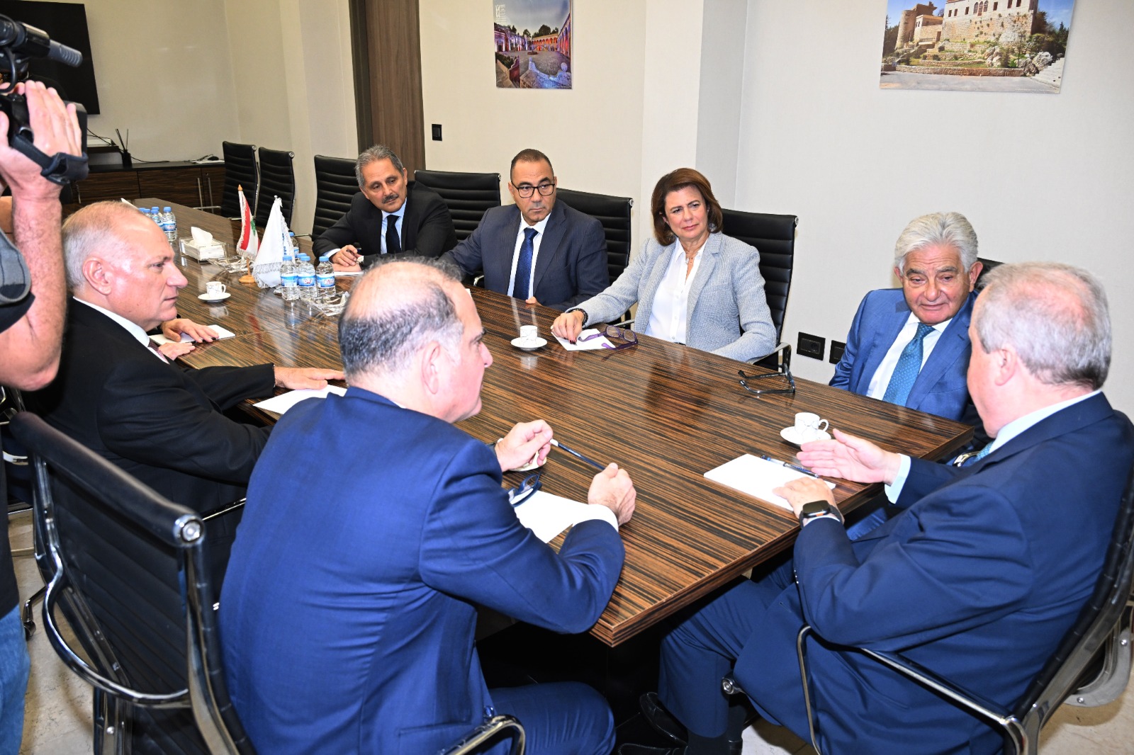 الفجوة الماليّة بين جابر وجمعية المصارف