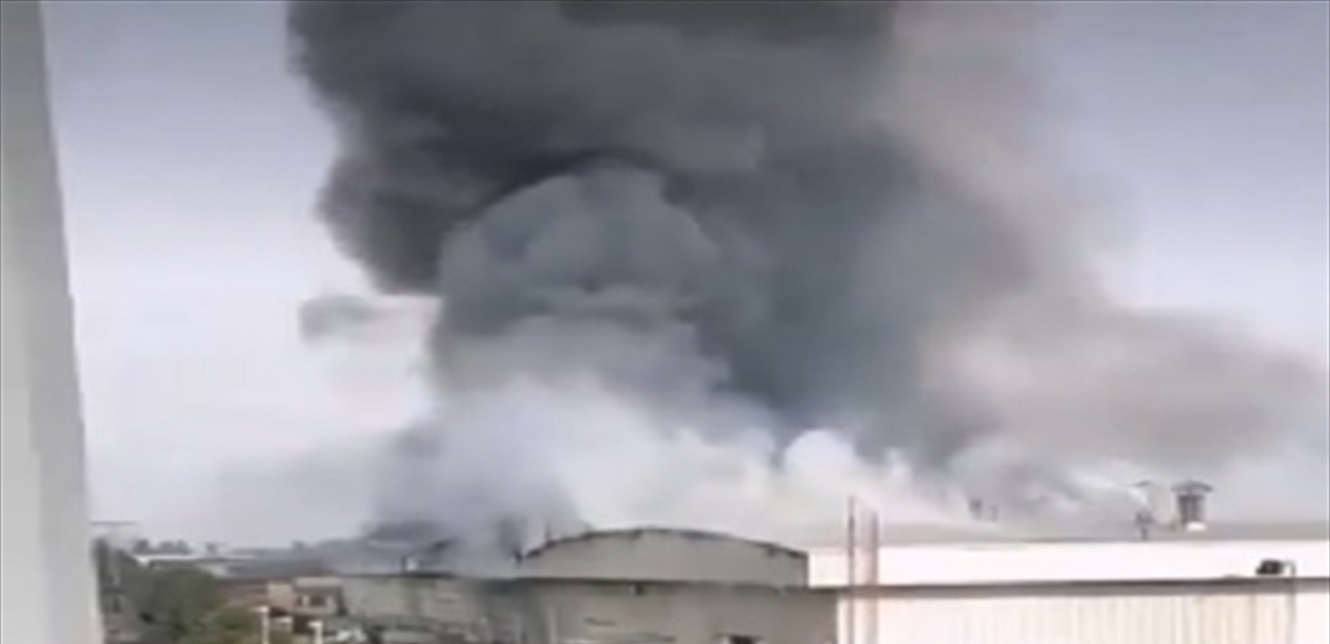 حريق ايران بالفيديو- حريق كبير في مدينة صناعية وسط إيران