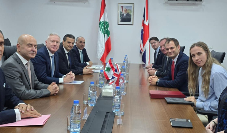 رجّي أمام وفد بريطاني: لا حلّ إلا بالديبلوماسية وتحييد لبنان