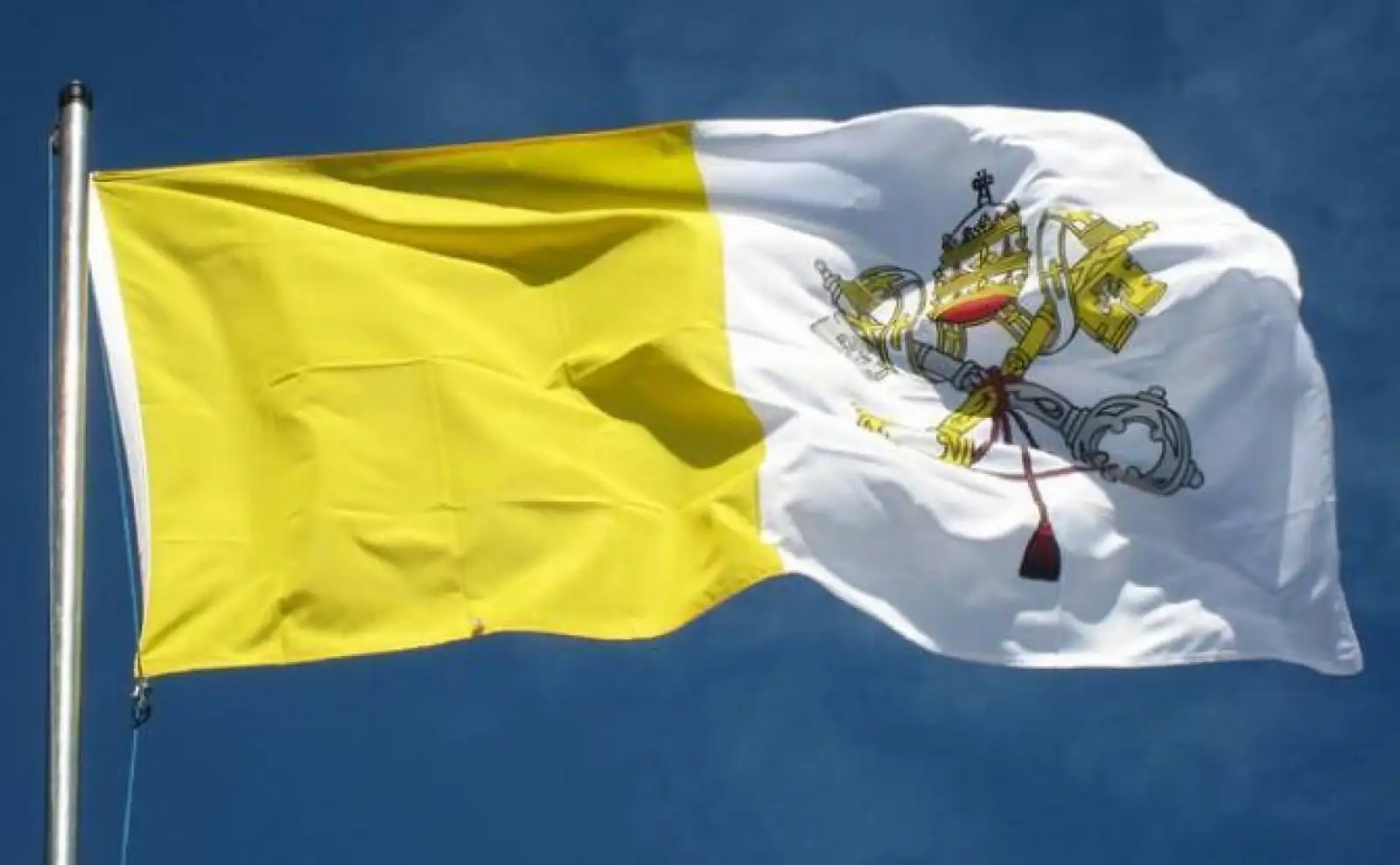 علم الفاتيكان