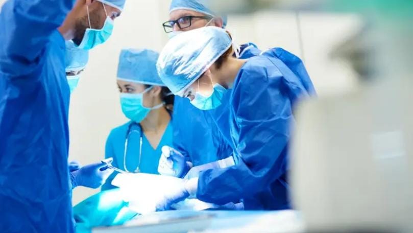 عمليات جراحيّة تجميل بهدف التمويه… عمليات جراحيّة لتضليل عيون إسرائيل