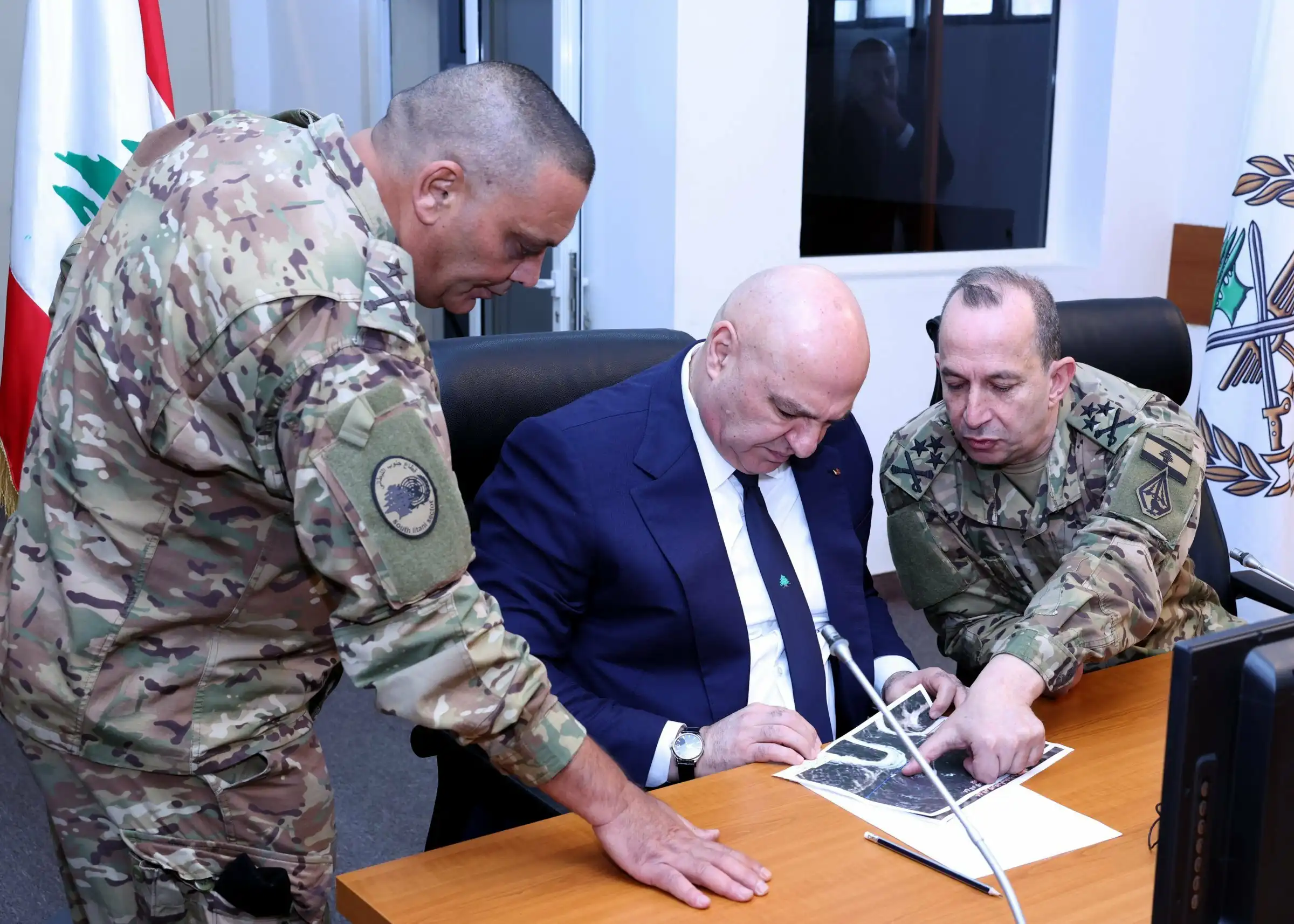 عون من صور: الجيش ثابت في مواقفه والتزامه في الدفاع عن السيادة والاستقلال