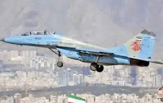 مقاتلة ايرانية1
