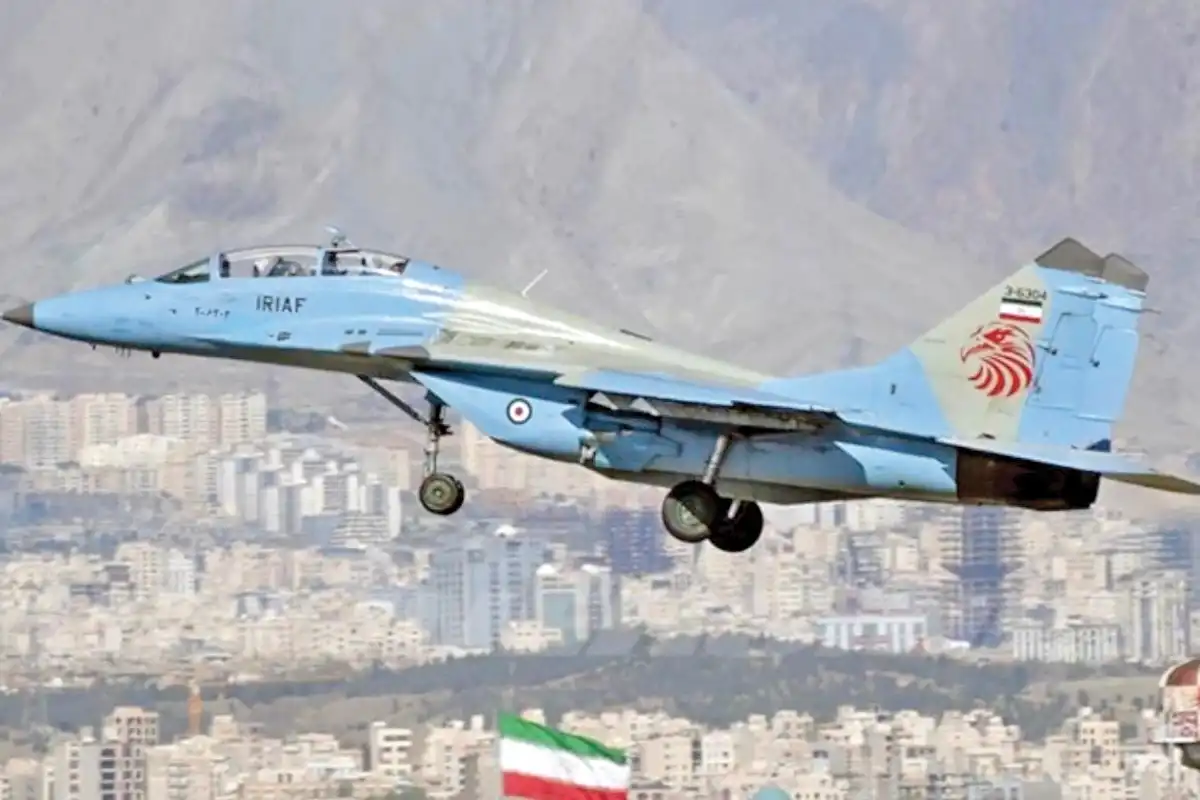 مقاتلات مجهولة تختبر الدفاعات الجوية الإيرانية