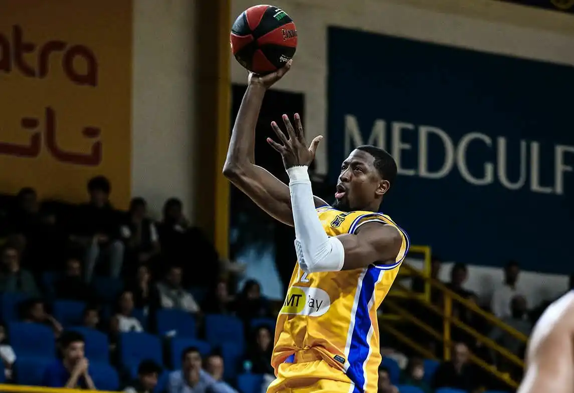 FB_IMG_1765059846058~2 الرياضي يتجاوز اختبار المركزية ويحافظ على العلامة الكاملة