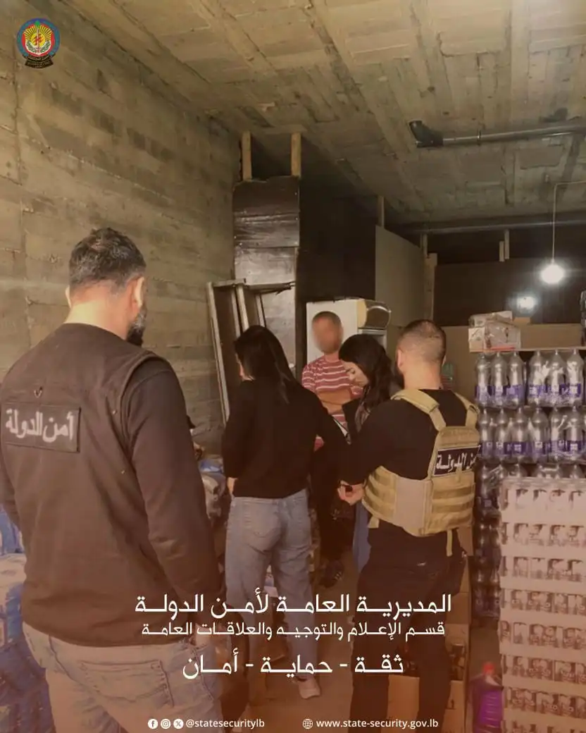 مستودع بالصورة.. إغلاق مستودع بالشمع الأحمر في كسروان