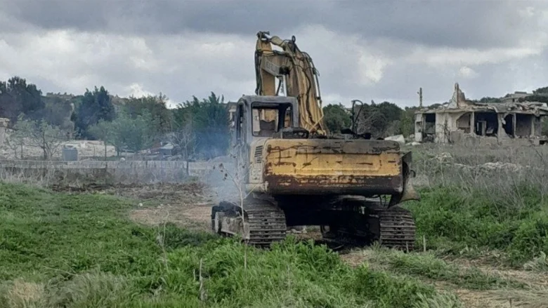 استهداف حفارة في عيتا الشعب