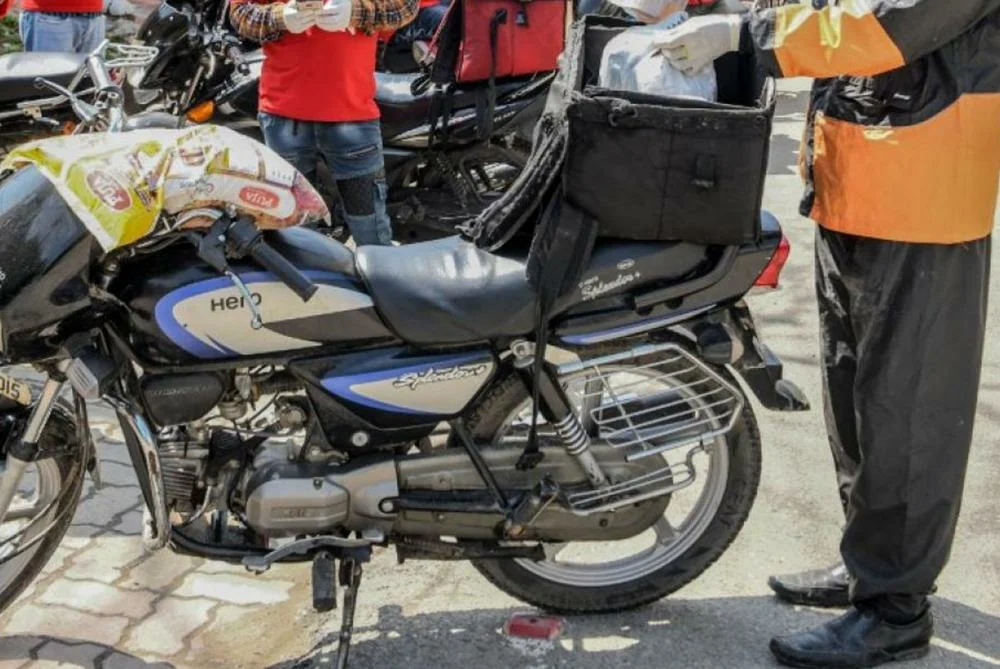 "الدليفري" غطاء للقتل والسرقة