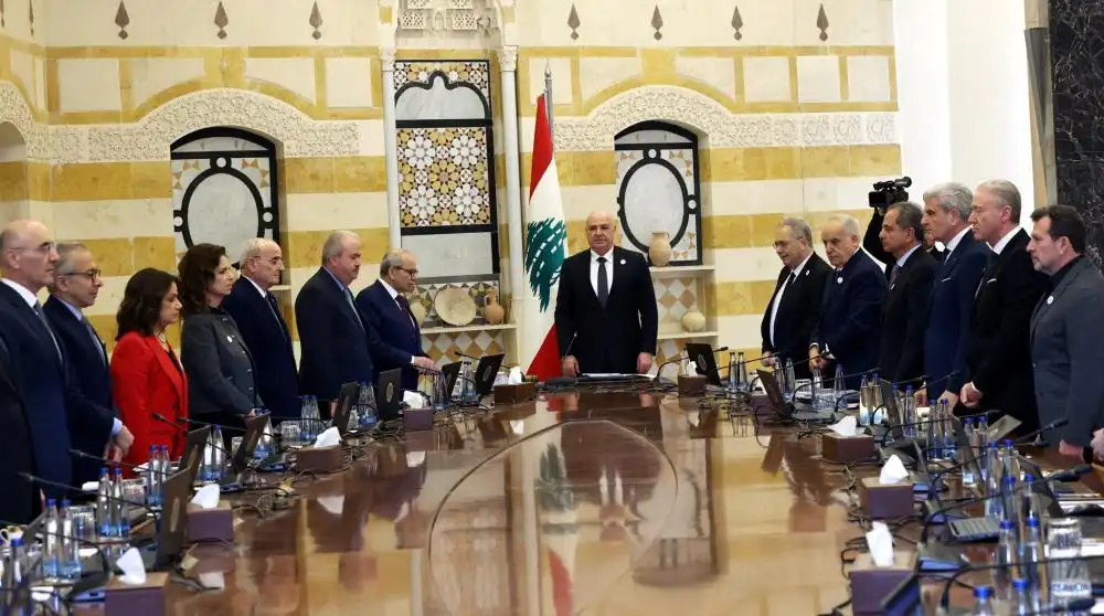 عون مجلس الوزراء