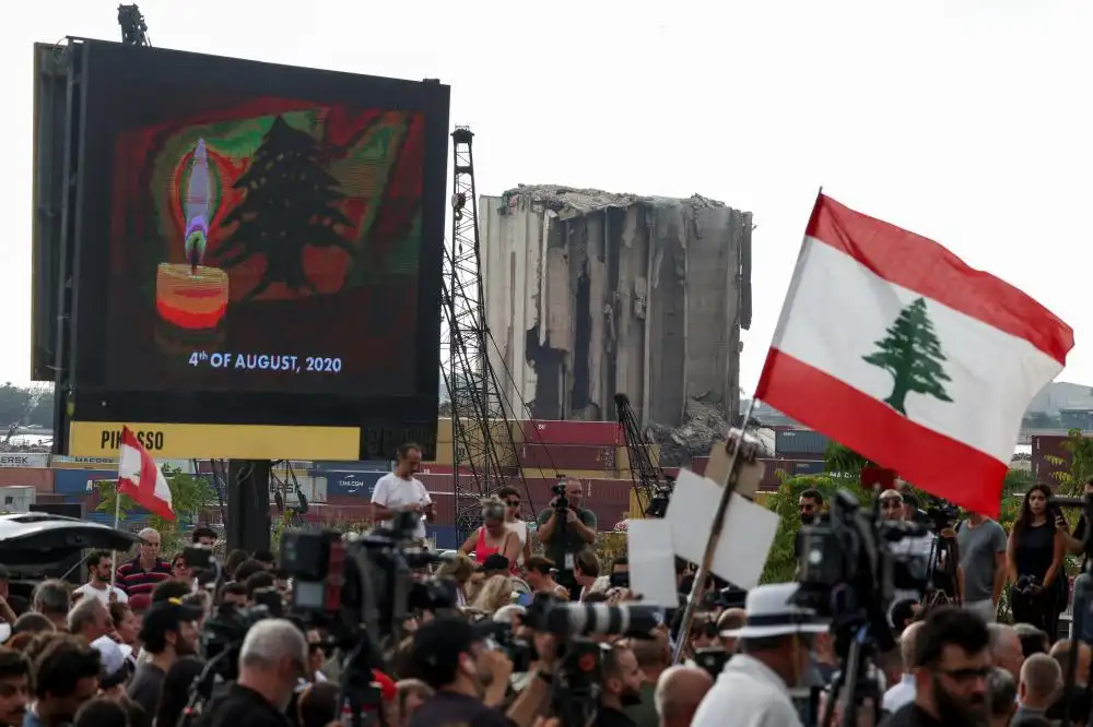 2025-08-04T150156Z_2059605873_RC2E0GACHBGE_RTRMADP_3_LEBANON-BLAST-ANNIVERSARY_313057_423194